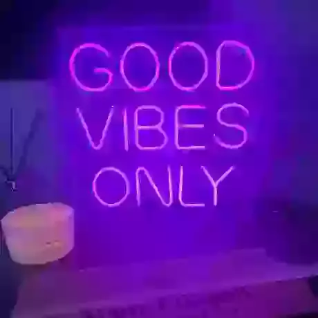 Led Neon Acrylic Light Box - Good Vibes Only